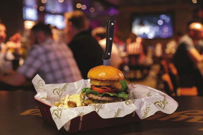 Royal Caribbean International, Mariner of the Seas, Playmakers Burger.jpg